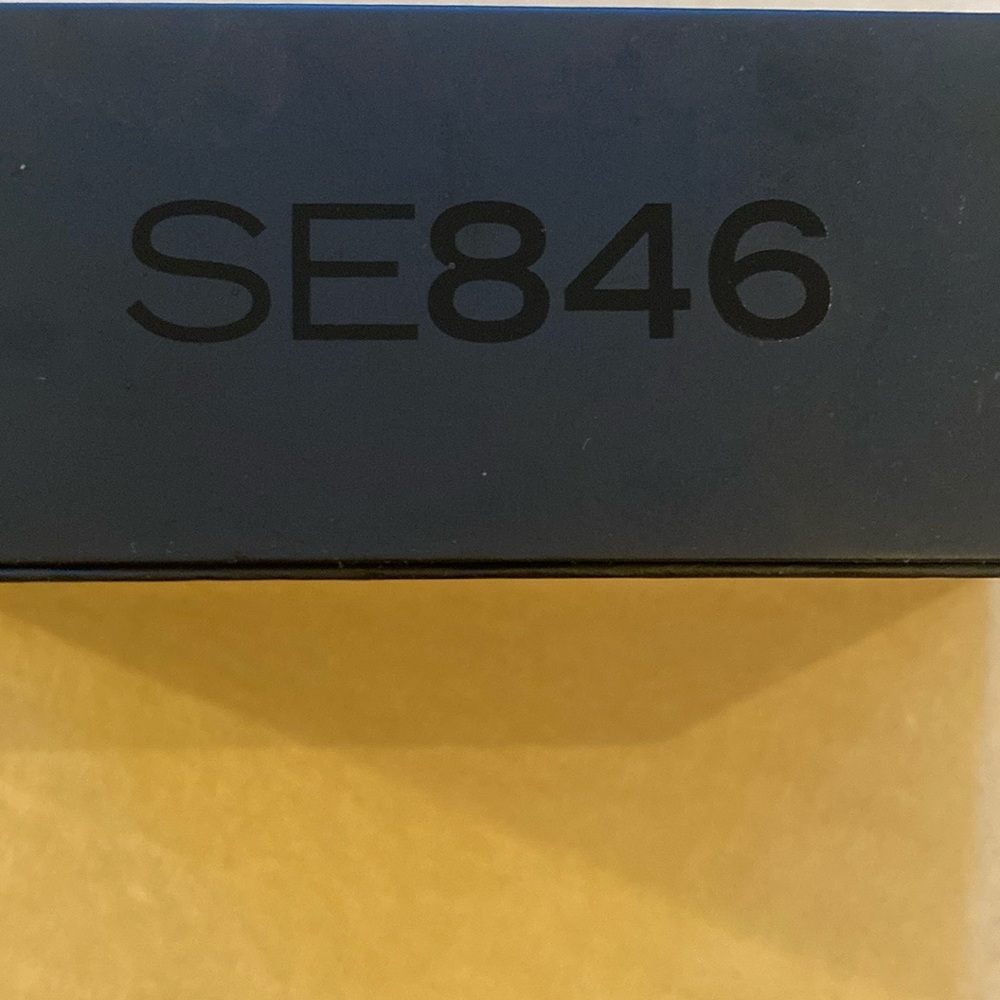 Shure Black Earphones SE846 - Picture 5 of 6